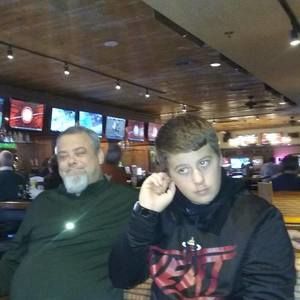 Meet your Posher, Thomas